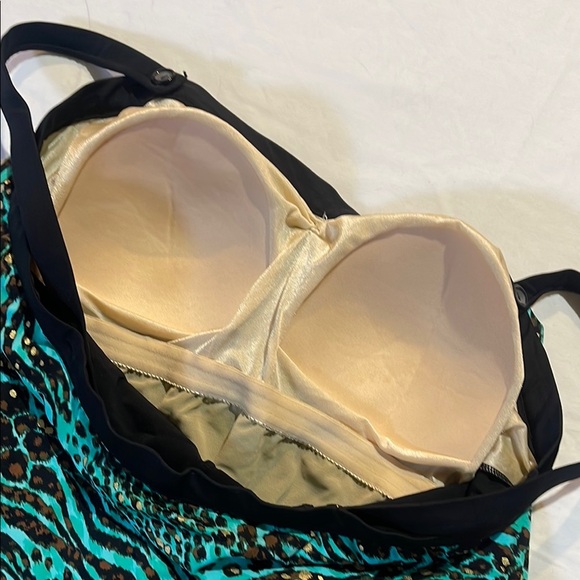 Maxine of Hollywood Green and Black One Piece Swimwear with Tropical Print - Picture 6 of 10